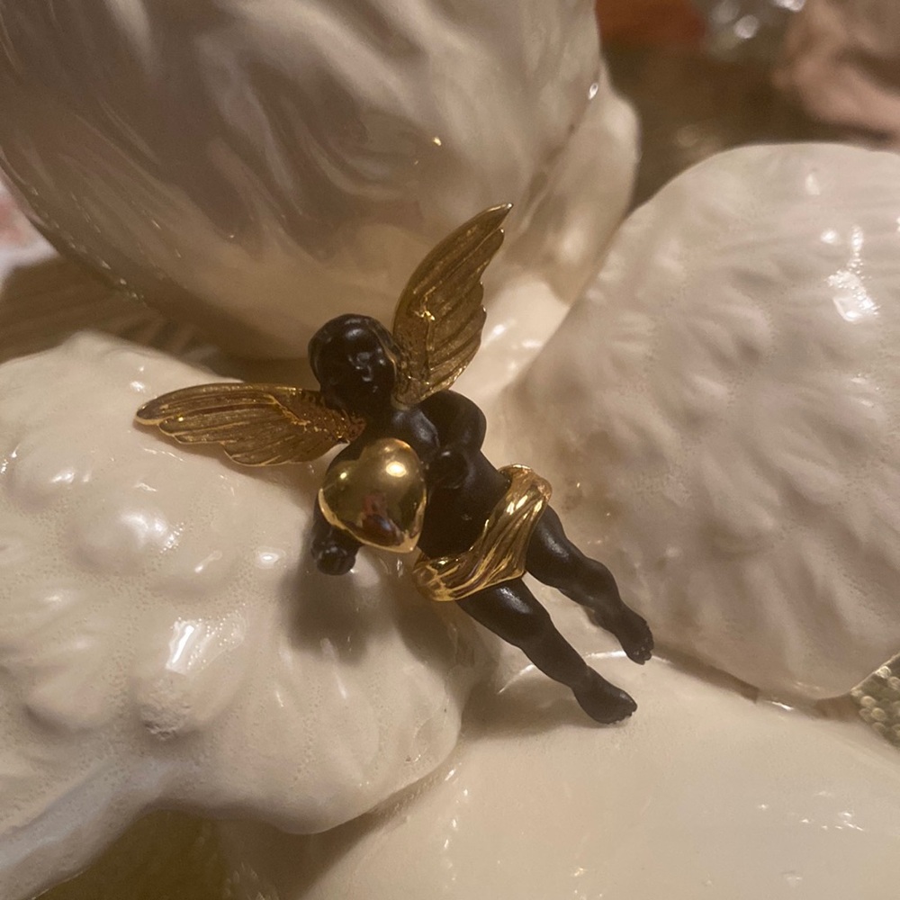 Coreen Simpson Guardian Angel Pin Brooch - Picture 2 of 5